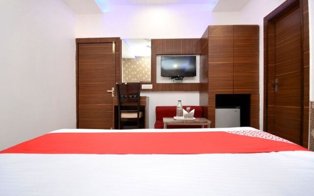 Collection O Hotel Platinum Inn And Suites