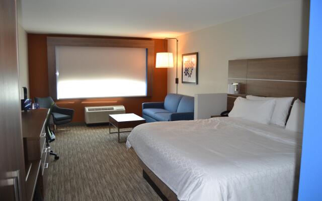 Holiday Inn Express & Suites Goodlettsville N - Nashville by IHG