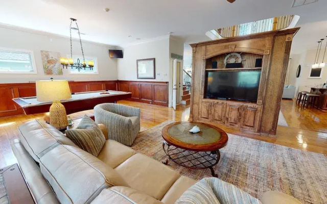The Pelican House by Tybee Vacation Rentals