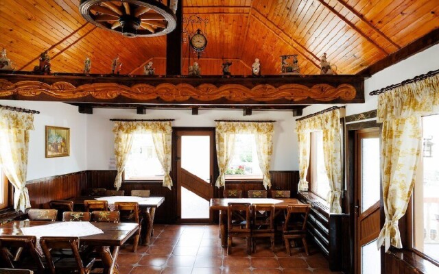 La Colțul Castelului Bran Boutique