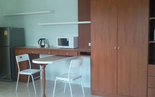Cheewa Service Apartment