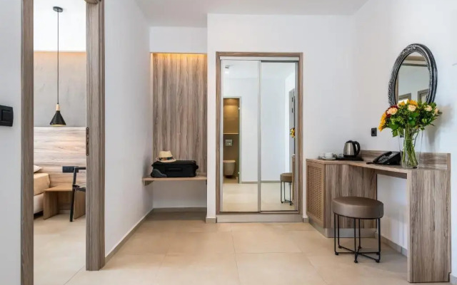 ONEIRO Boutique Hotel