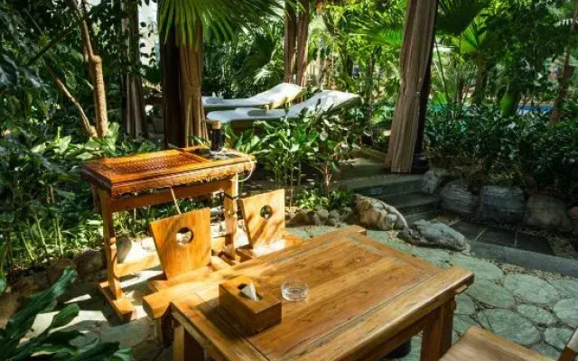 Fisher island Seaview Hot Spring Resort
