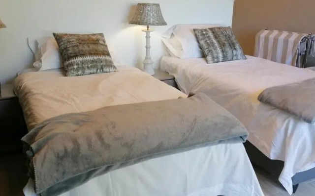 HORIZON BAY - Camps Bay