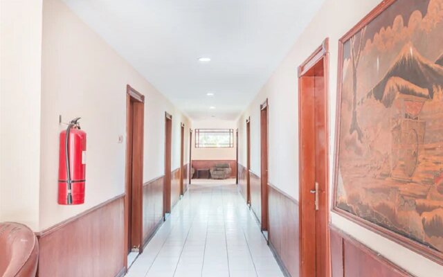 OYO 1383 Taman Cibinong 2