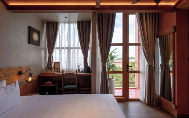 The Pink Boutique Hotel