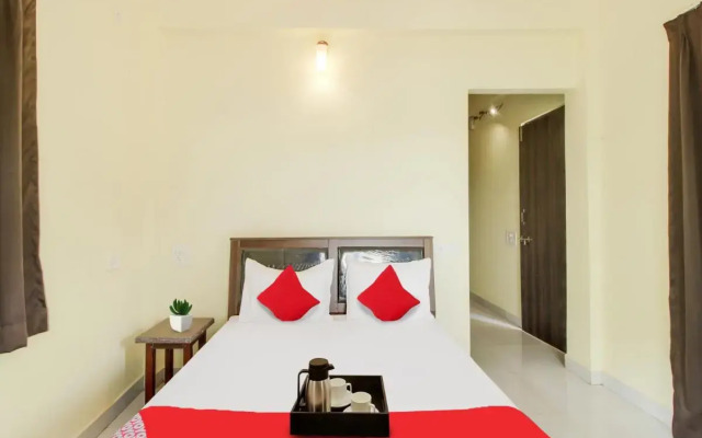 OYO Flagship 70262 Hotel River Wood