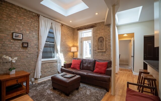 Old Town Suites Operated by Roscoe Village Guesthouse