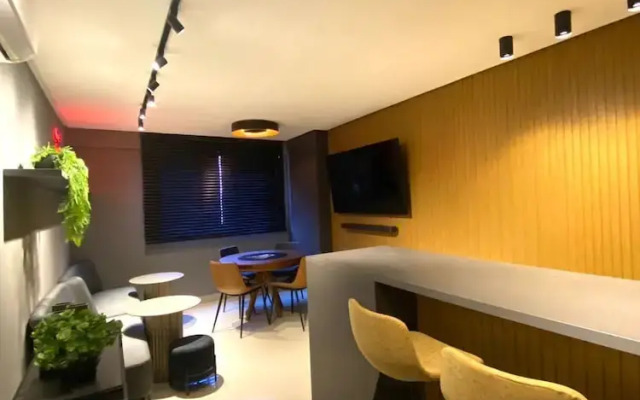 Studio Design 3 Apt 812