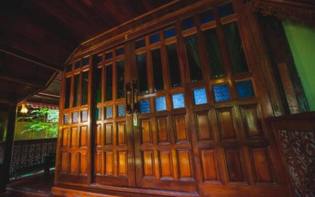 Ruan Rong Rong Resort & Spa