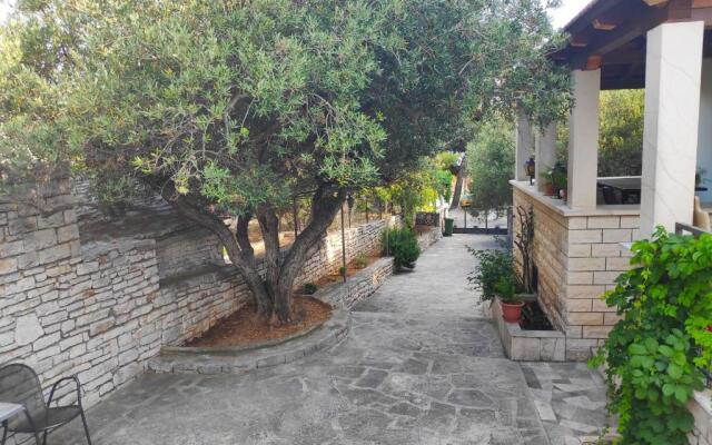 Apartments Vrsalovic