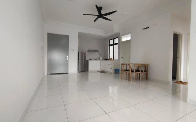 A2603 THE PLATINO NETFLIX PARADIGM MALL By STAY