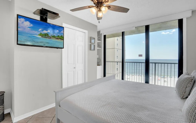 Seaside Beach & Racquet 5917