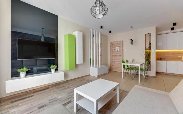Aura by Downtown Apartments