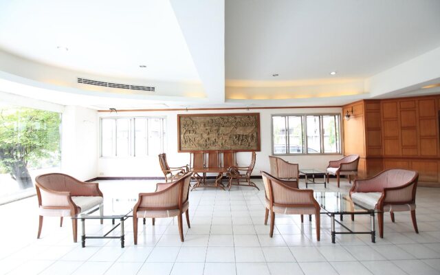 Diamond Place Hotel & Serviced Apartment
