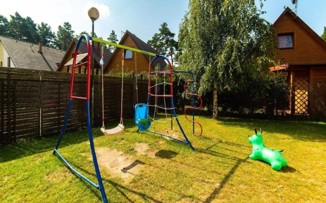 Comfortable Ground Floor Apartment, Summer Pool