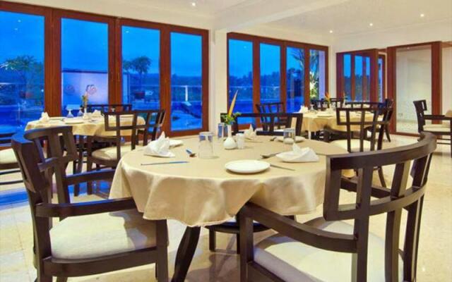 White Pearl Suites