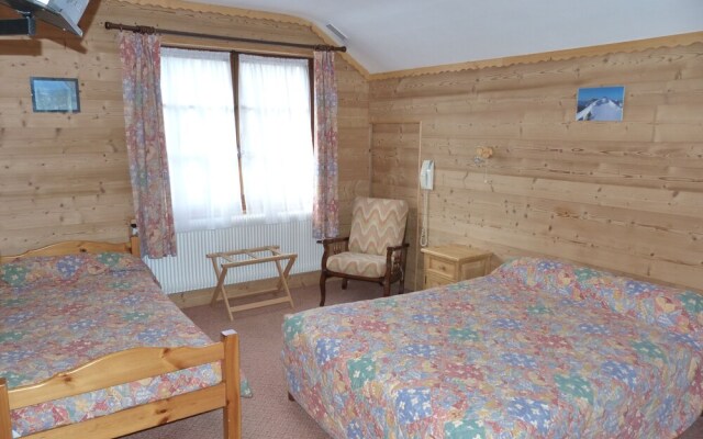 Hôtel Restaurant Aux Touristes