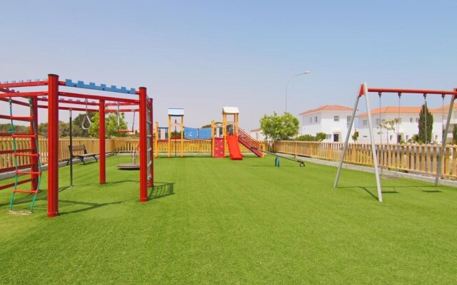 Malvina Paralimni in Paralimni