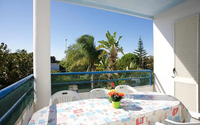 Ginestra apartment with pool in residence