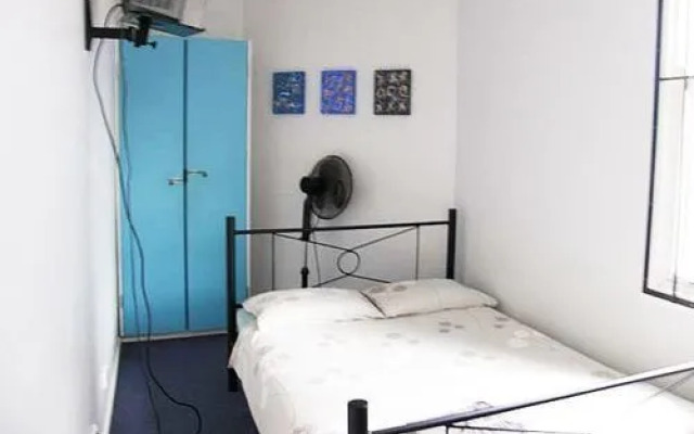 Sinclairs City Hostel