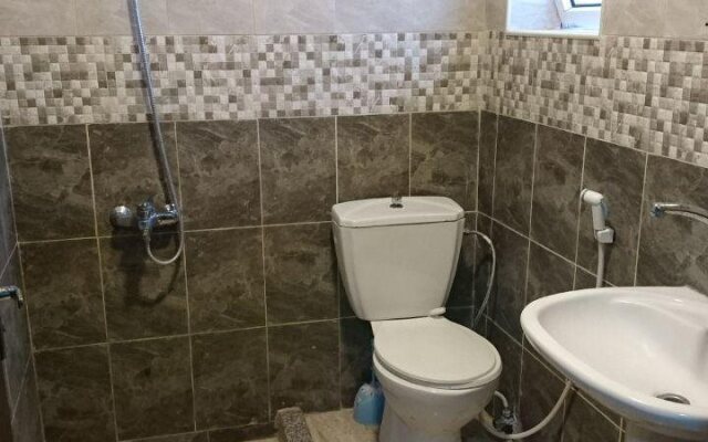 Al Fawanes Hotel Apartments