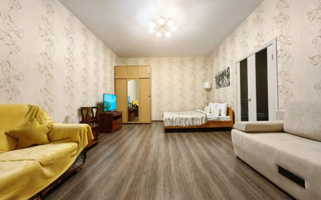 Like Home на Адмирала Нахимова 4