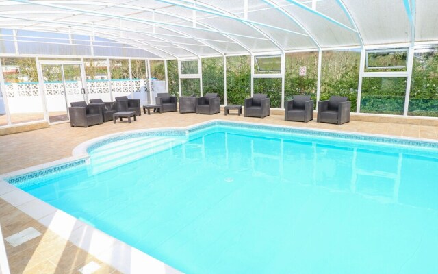 Vineyard Vale 8