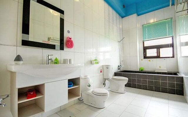 Loudong Homestay B&B