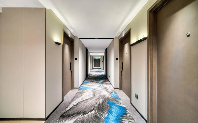 Yiwu International Mansion Hotel