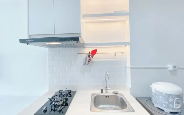 The Stylish Studio At Tamansari Panoramic Apartment
