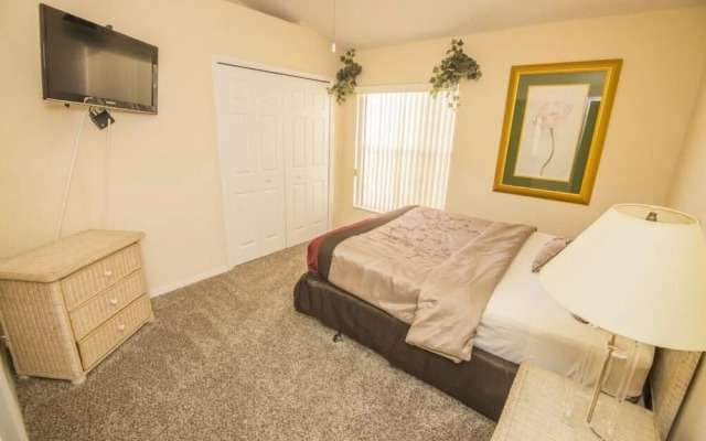 Yvonne's Indian Point Vacation Home