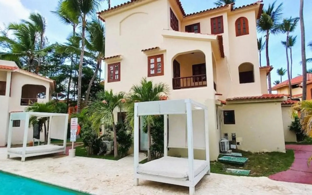 La Piazzetta Suites