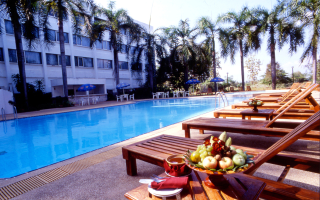 Centara Life Hotel Mae Sot