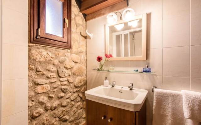 Villa - 3 Bedrooms with Pool - 103148