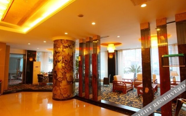 Liuyungang Mingguo Business Hotel