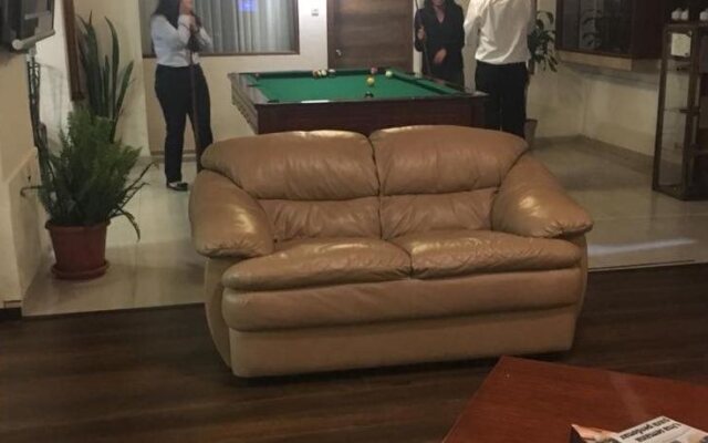 Hotel La Colina