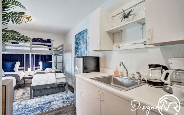 Modern 5BR with Private Heated Pool