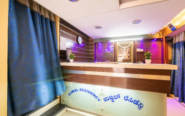 OYO 5590 Ujwal Residency