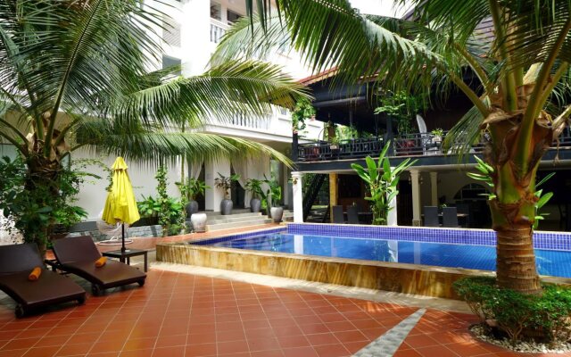 Paris Angkor Boutique Hotel