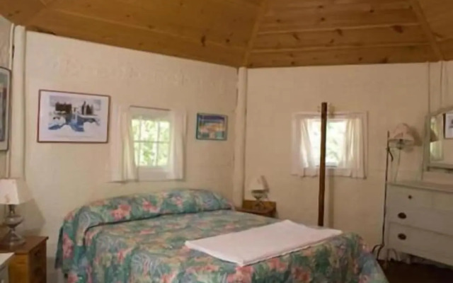 Fountain Point Resort