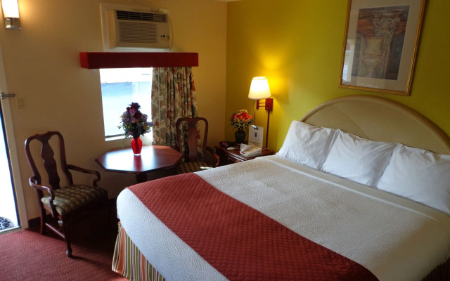 Economy Inn Express Warren