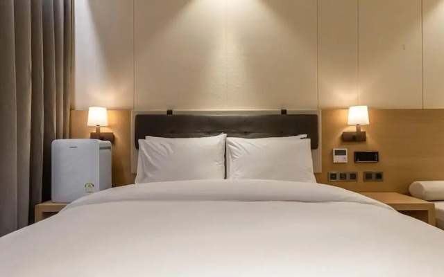 Masan Daisy Hotel