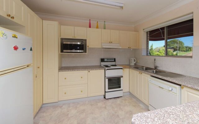 Laman Lodge, Unit 6, 15 Laman Street,