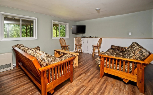 Private Waterville Estates 4 Bedroom Vacation Home in the White Mountains of NH - Tr51e