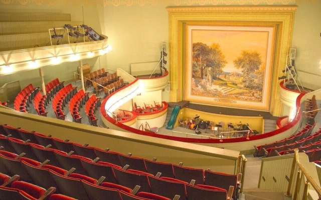 The Dempsey Manor Bed & Breakfast Inn