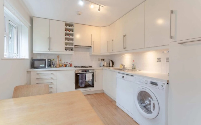 Elephant and Castle 2 Bedroom Apartment