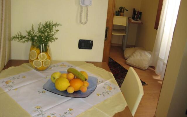 The Lemon Flat