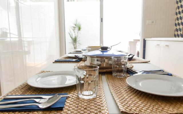 Tot un Mon-Beachfront House