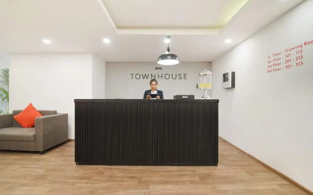Srm by OYO Rooms
